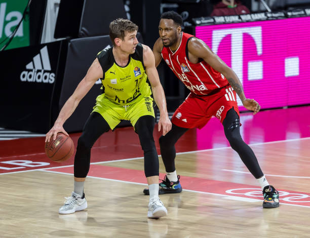 巴萨也悄然 巴萨也悄然